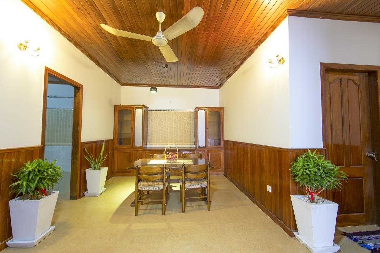 Alis' House Hostel Siem Reap Exterior photo